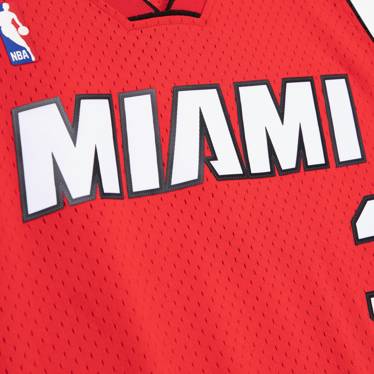 Dwyane Wade Miami Heat 2005-06 Swingman Alternate Jersey